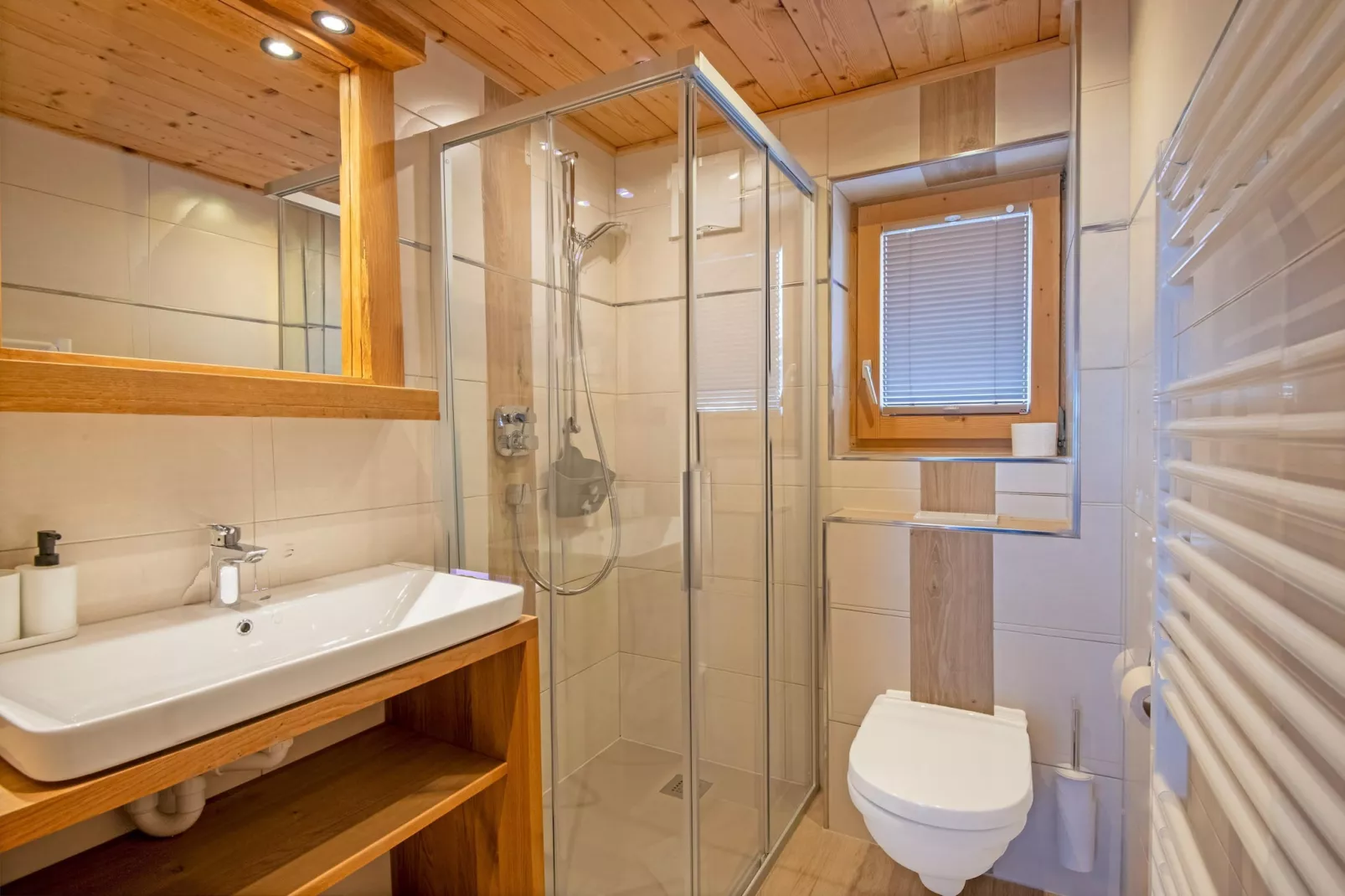 Ferienhaus Marienbergl - 8 Personen-Badkamer