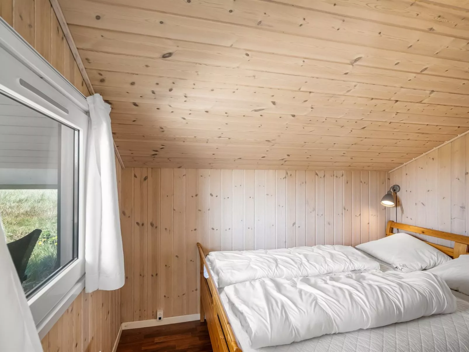 "Katla" - 400m from the sea - Binnen