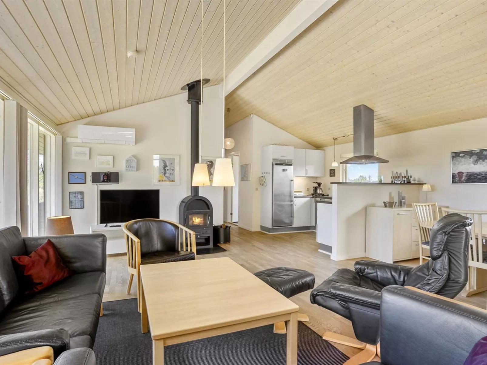 "Joris" - 1.5km from the sea-Binnen