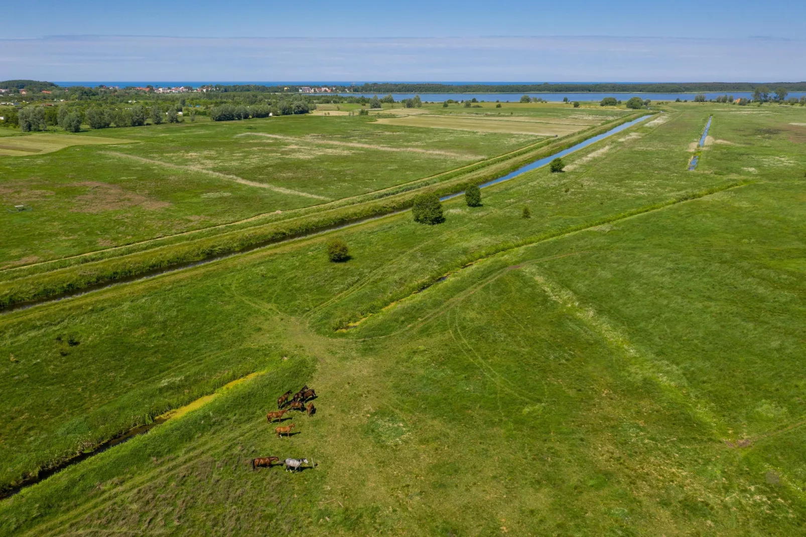 Komfortowe domki wakacyjne dla 6 osób w Lędzinie