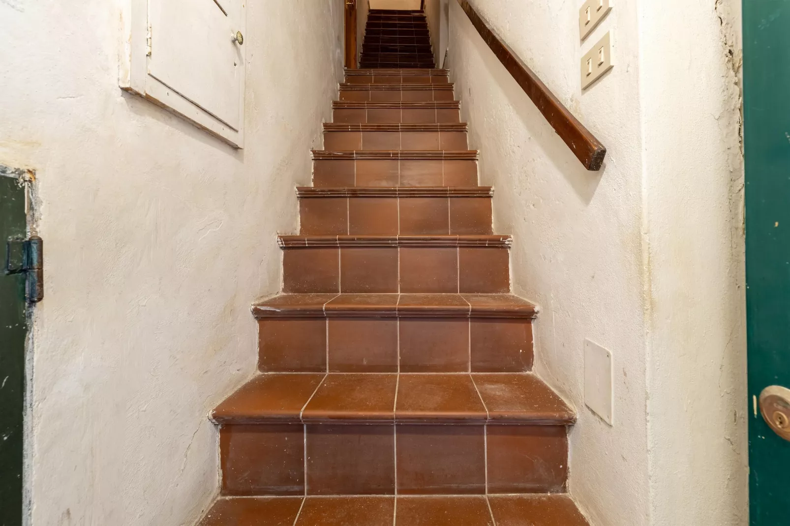 MONOLOCALE BURAGNA-Overloop