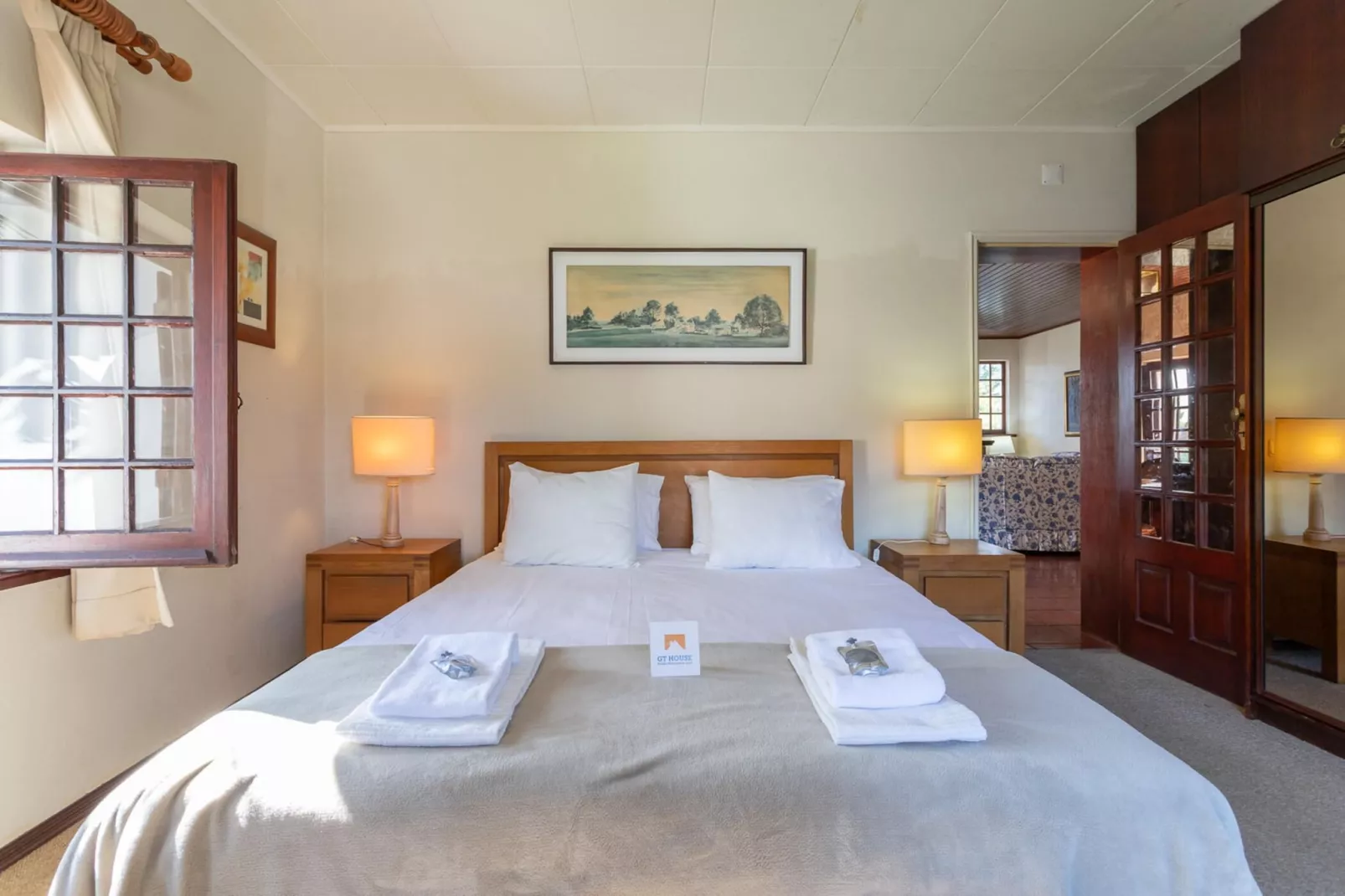 Charming  House and Terrace By Gt House-Slaapkamer