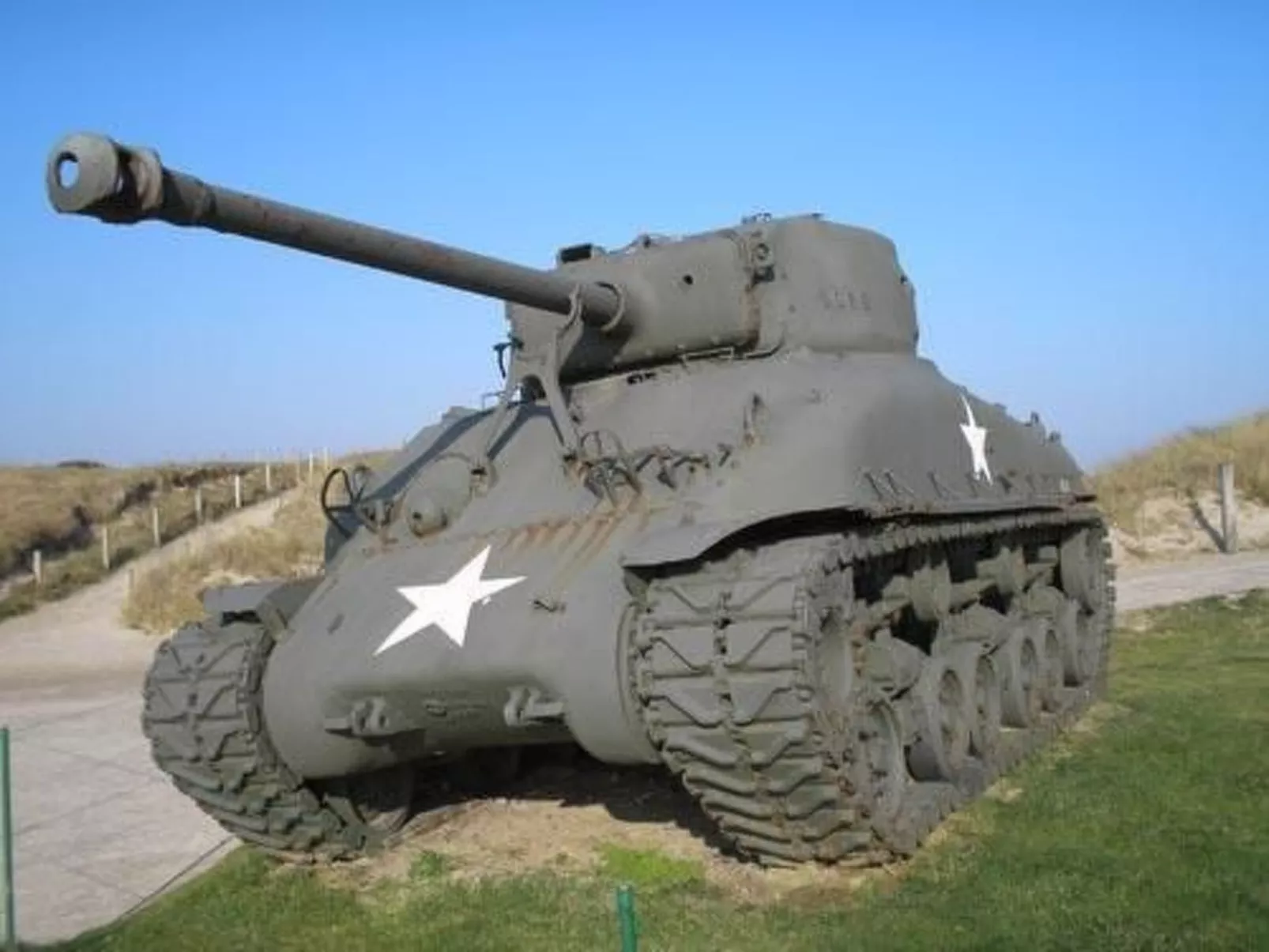 "Garence" mit eigener Terrasse-Buiten