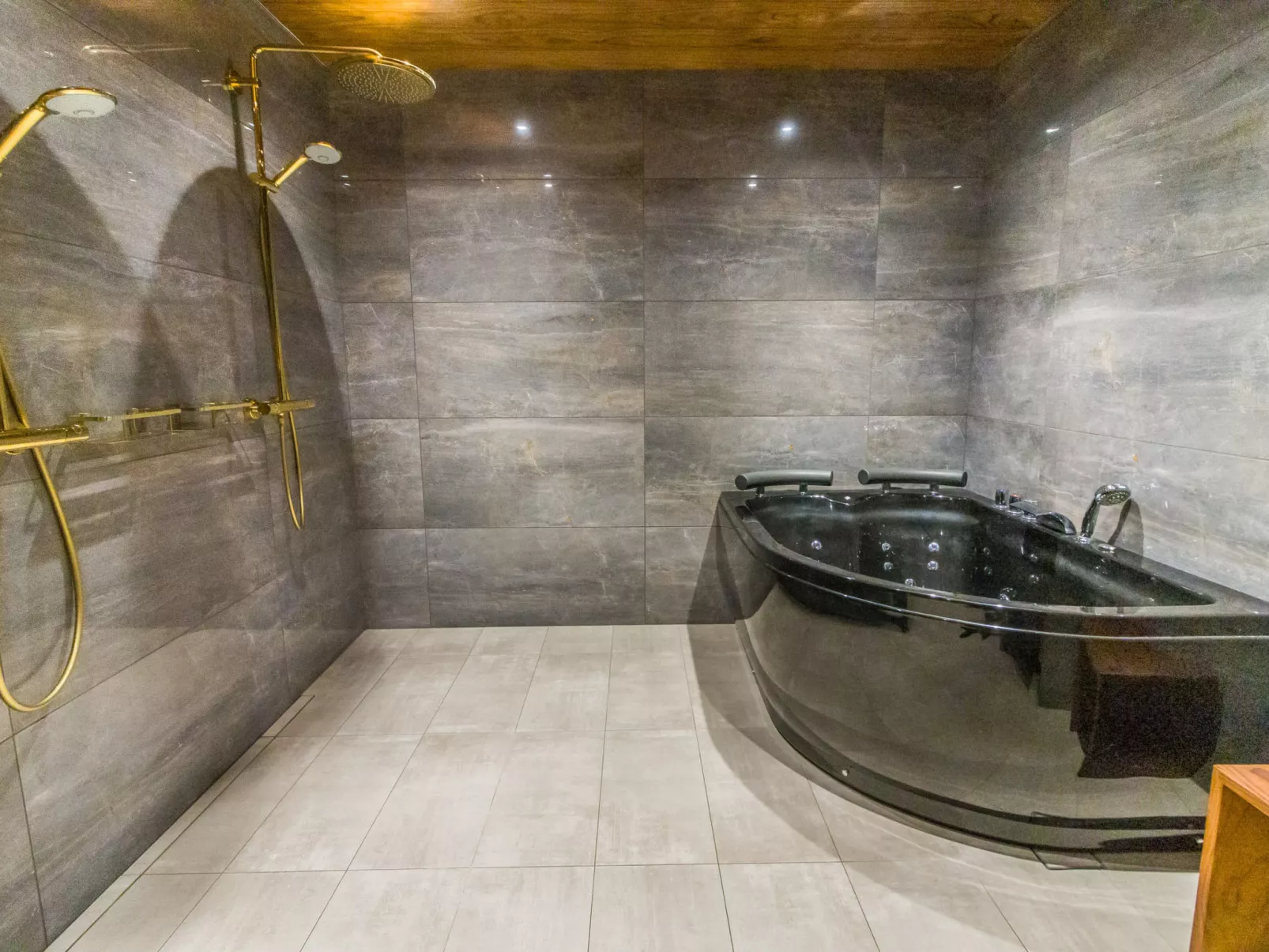 Villa valoisa - Binnen