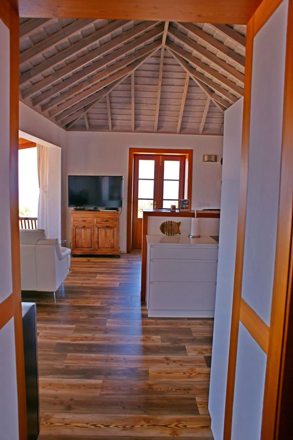 Romantische Ferienvilla mit Infinity-Pool und Panoramameerblick - Image-tags.info