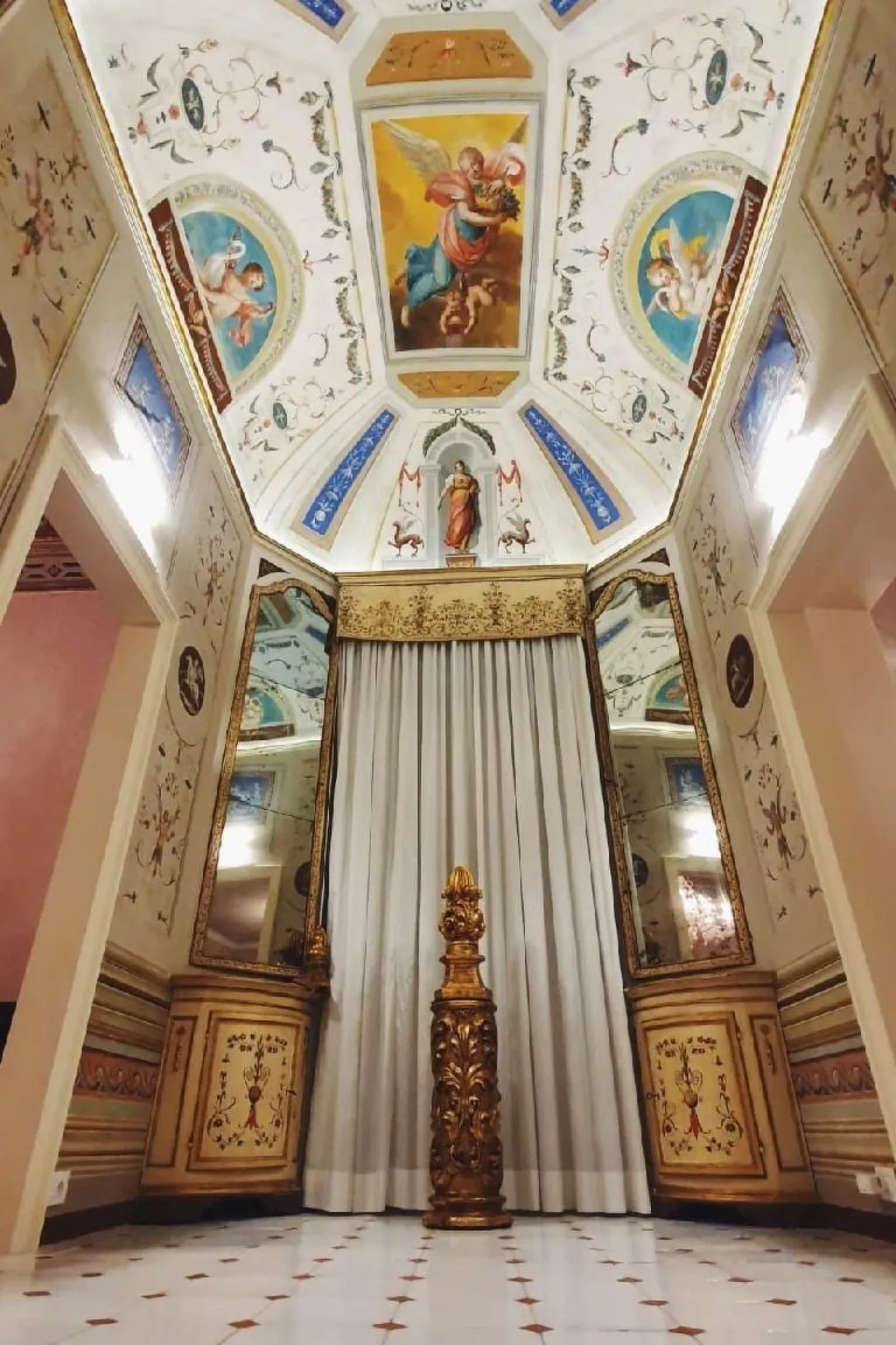 MarcheAmore - Zimmer der Gräfin - Image-tags.info