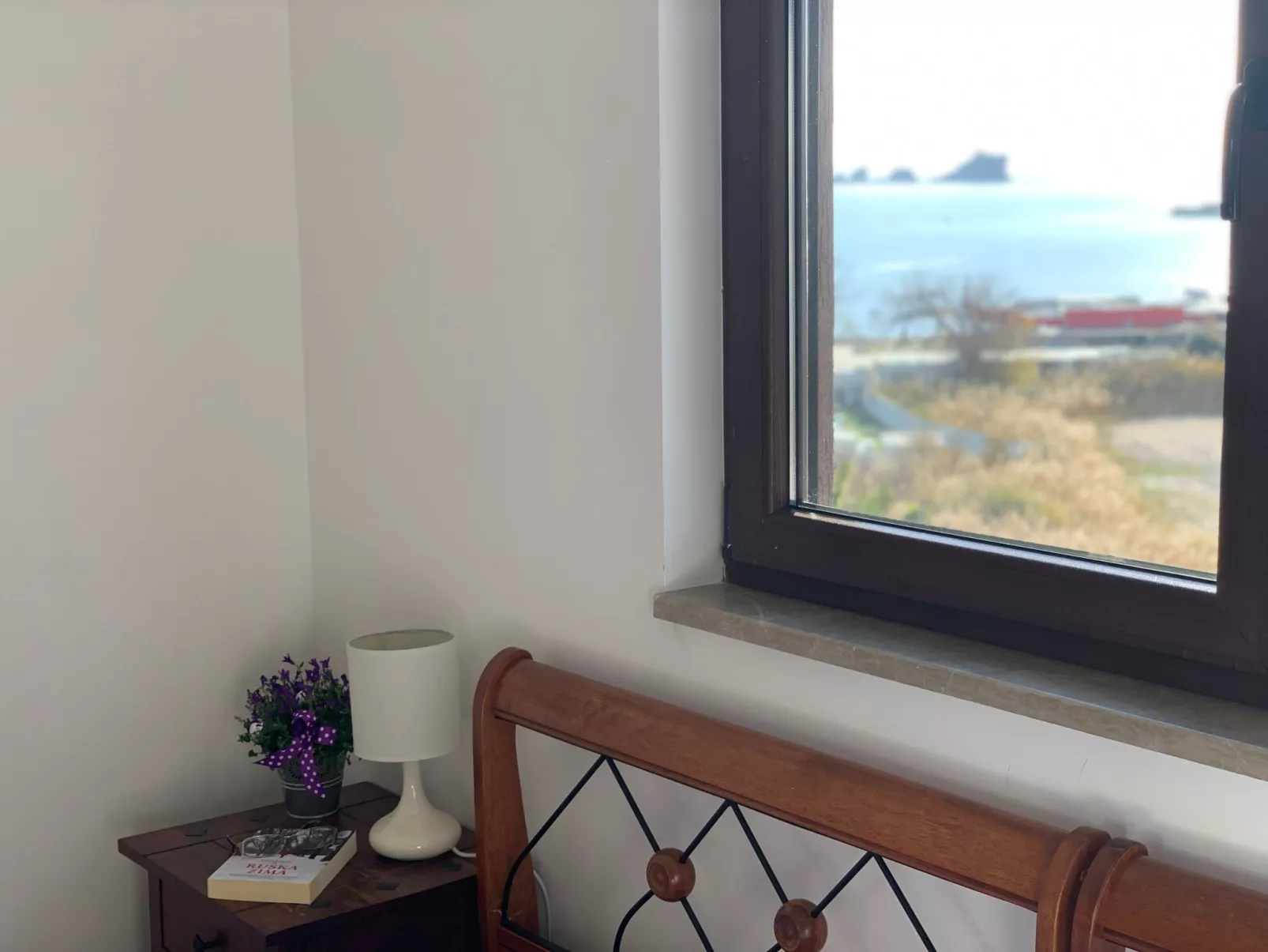 Für 4 Personen ca. 45 m&sup2; in Budva, Adriaküste Montenegro (Küste um Budva)-Image-tags.info