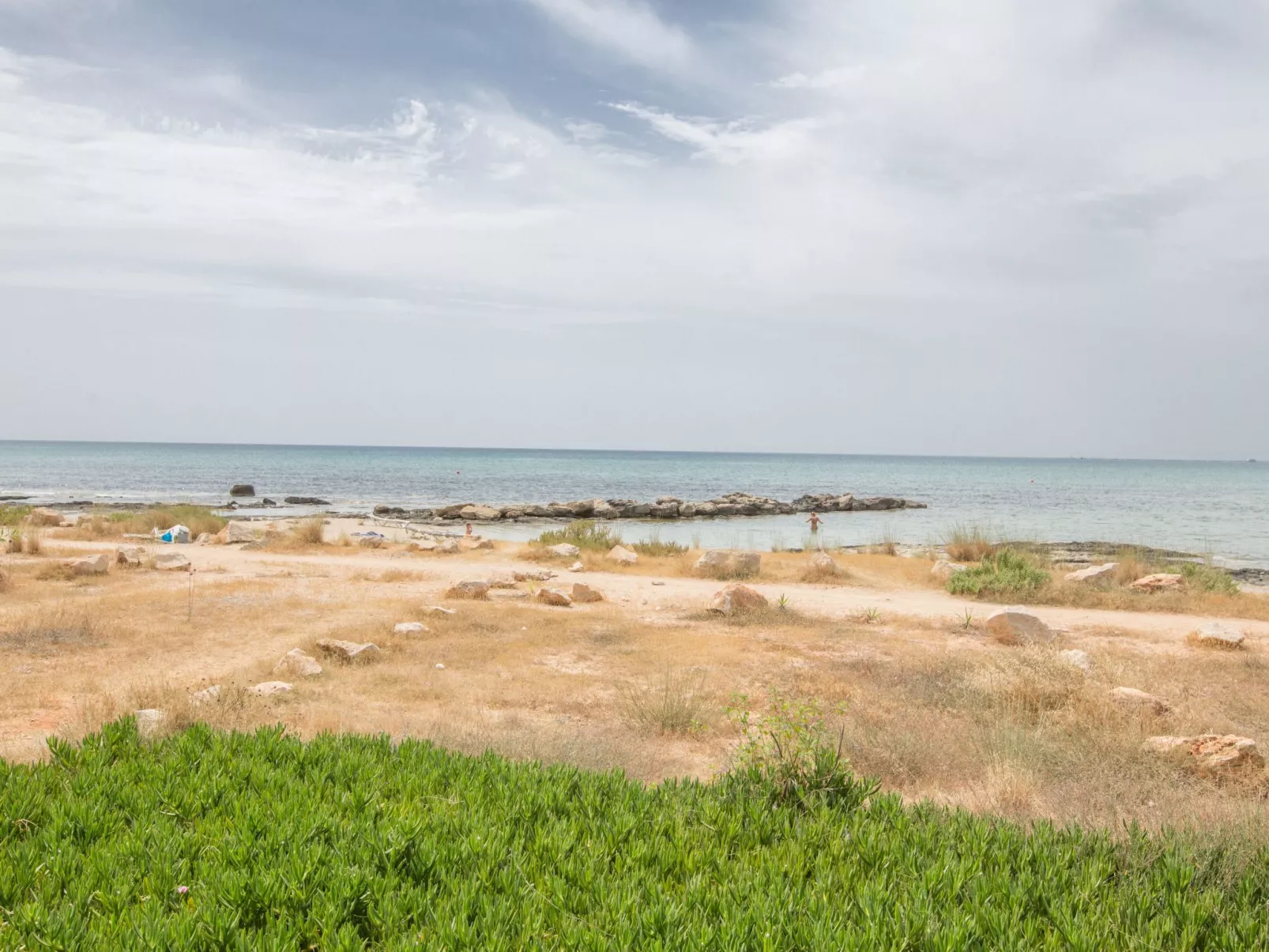 Moderne, geräumige Villa am Strand mit Pool - Image-tags.info