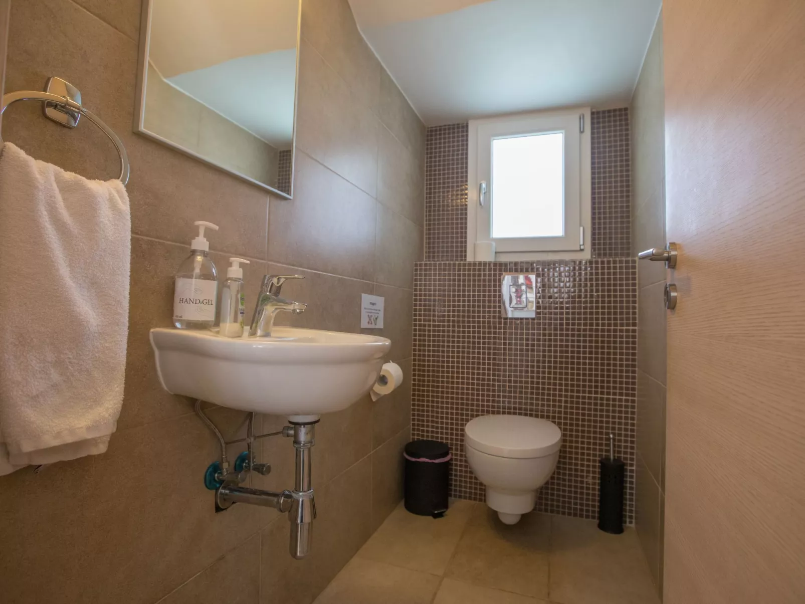 3-Schlafzimmer-Luxusvilla mit Pool und teilweise Meerblick - Image-tags.info