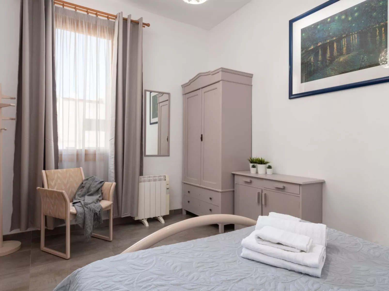 Gemütliches Stadthaus am Strand, 100 m vom Strand von Can Picafort entfernt - Image-tags.info