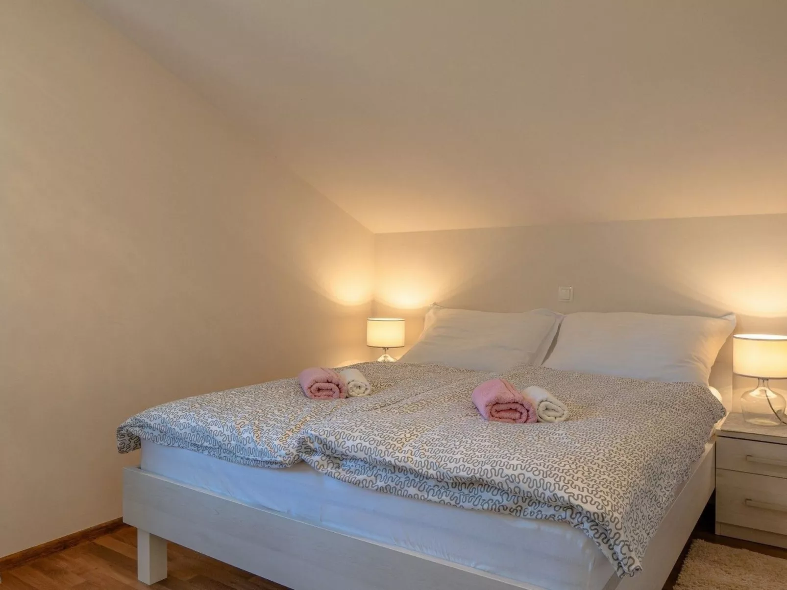 Apartment Sum mora 3 - Image-tags.info