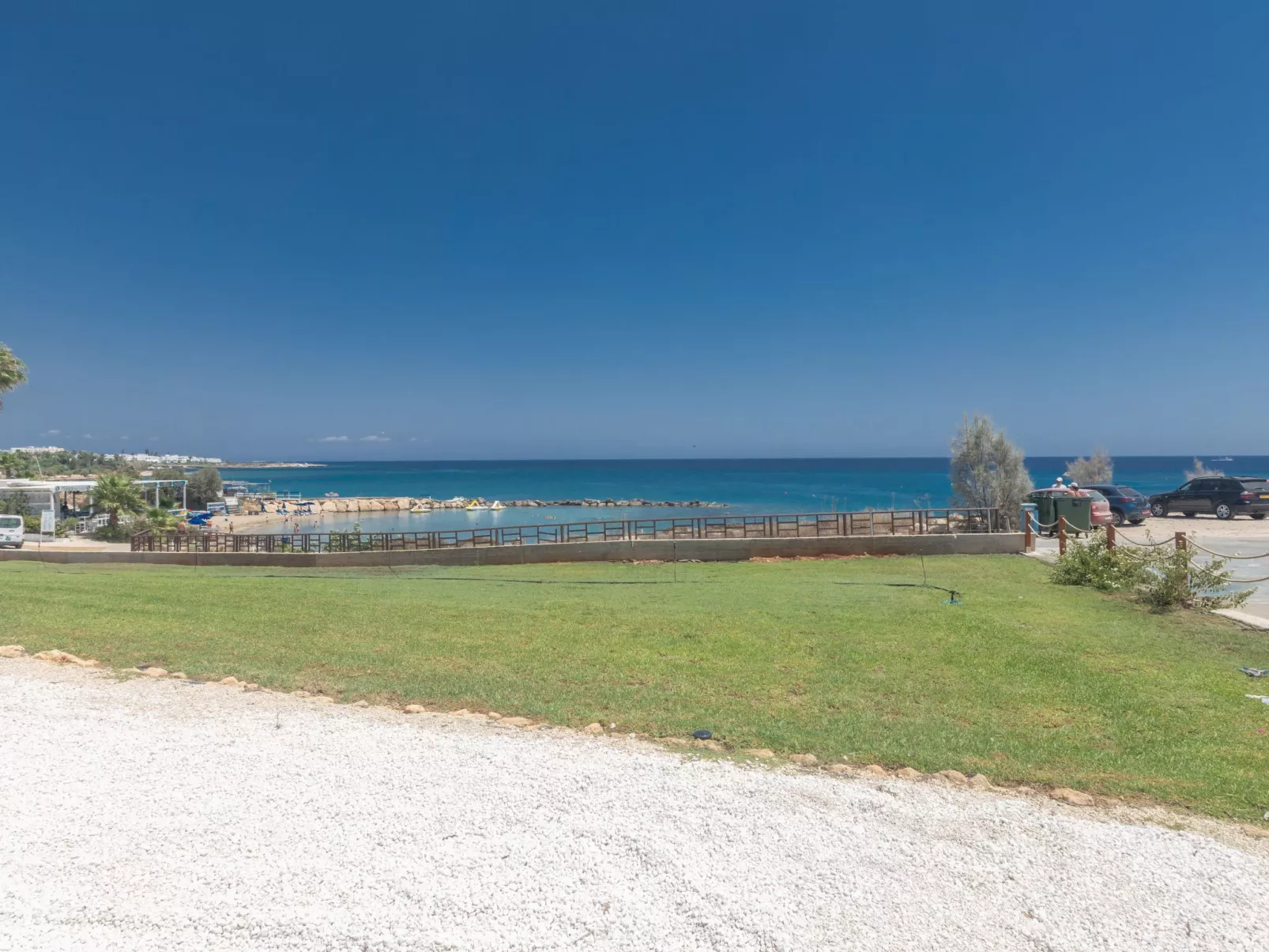 Luxuriöse Wohnung am Strand von Thalassa - Image-tags.info