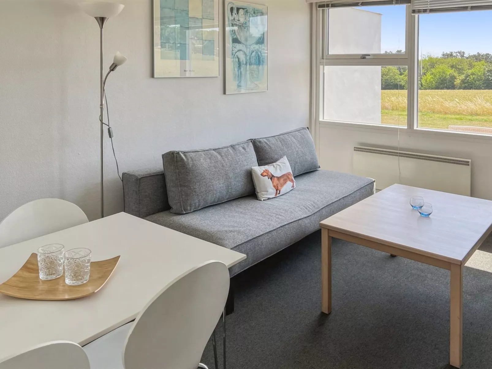 "Kirsti" - 300m from the sea - Binnen