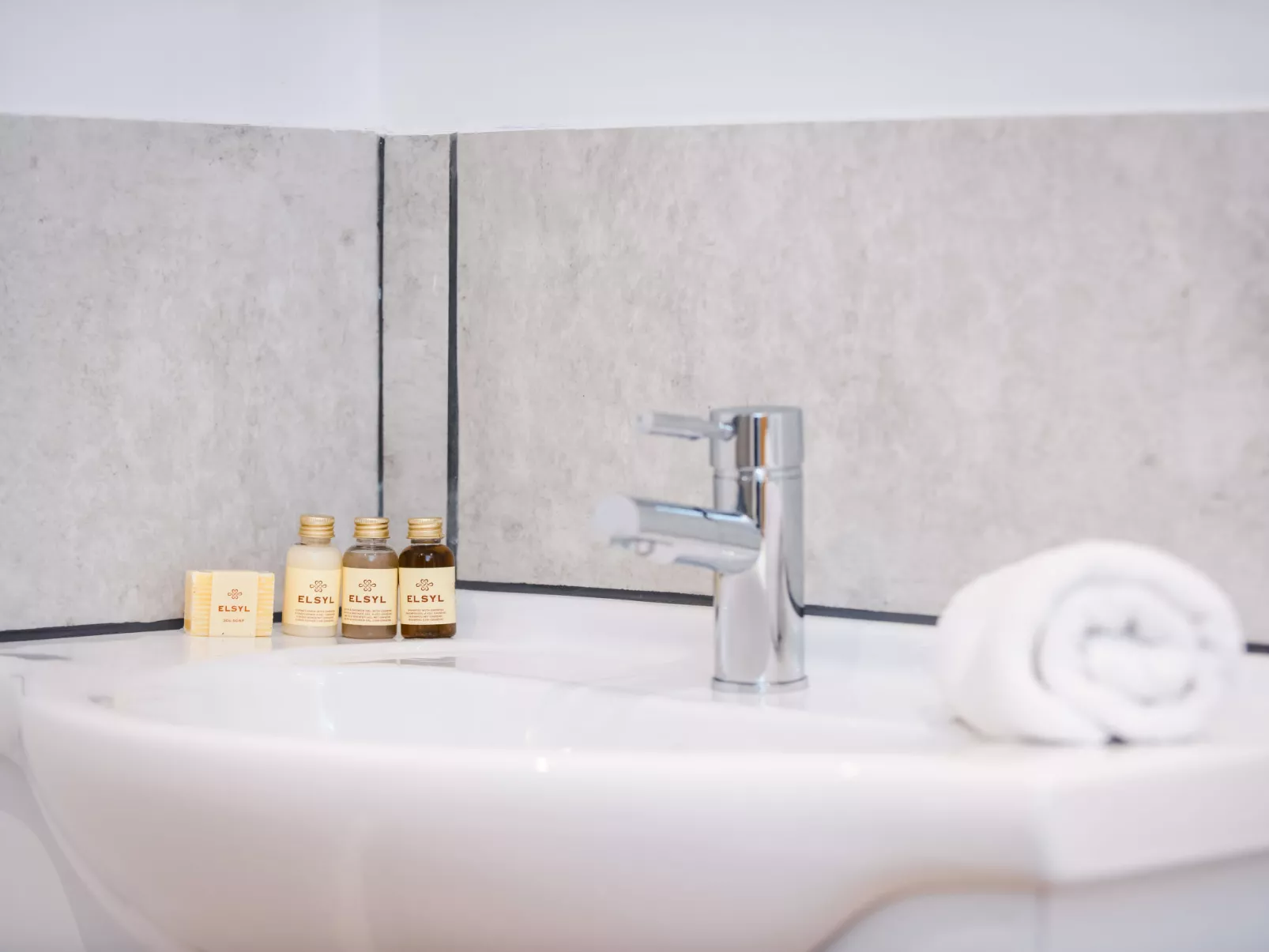 Strone Cottage - Binnen