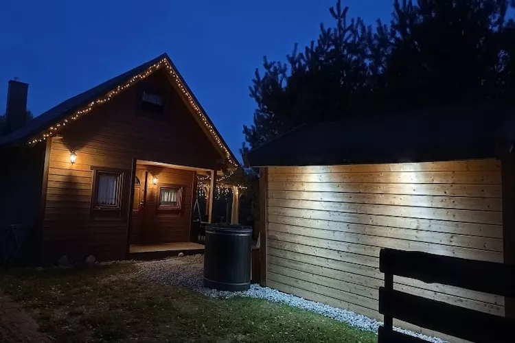 Domek wakacyjny LUX dla max 6 osób w Bałachach - Buitenlucht