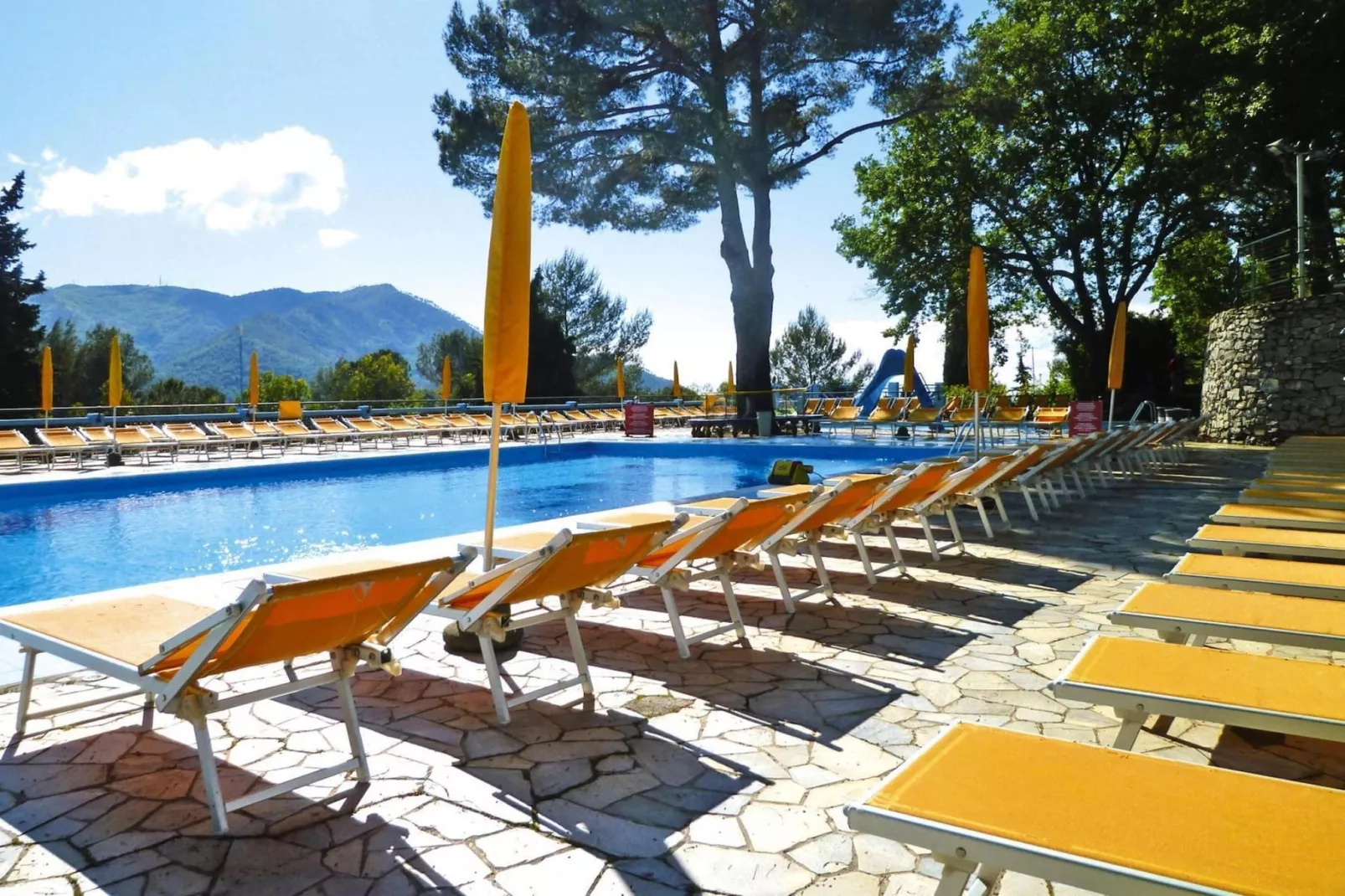 Ferienresort C'era Una Volta Villanova d'Albengo - Type MH C 2 Pax ca 34 qm - Zwembad