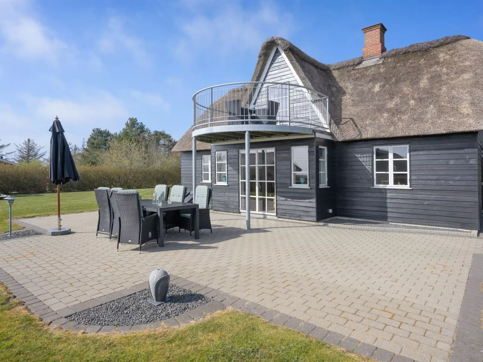 "Benita" - 400m to the fjord-Buiten