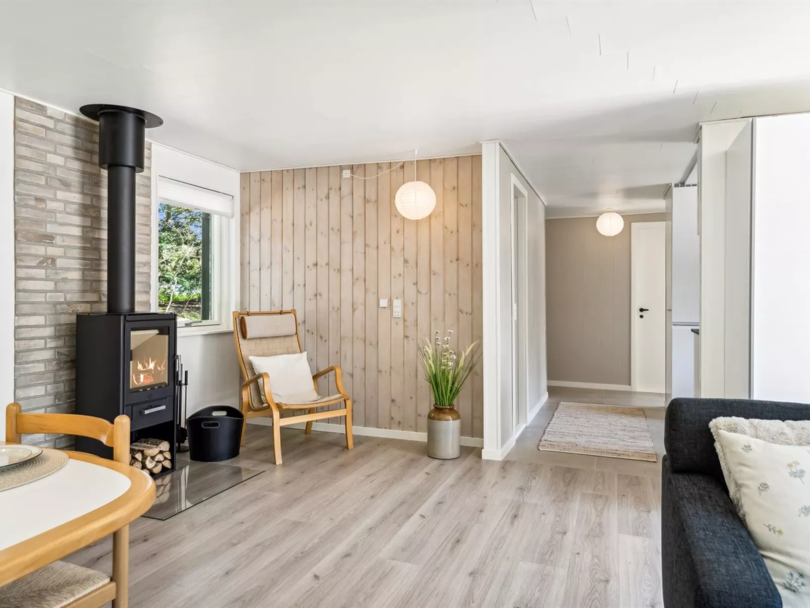 "Roze" - 450m from the sea - Binnen