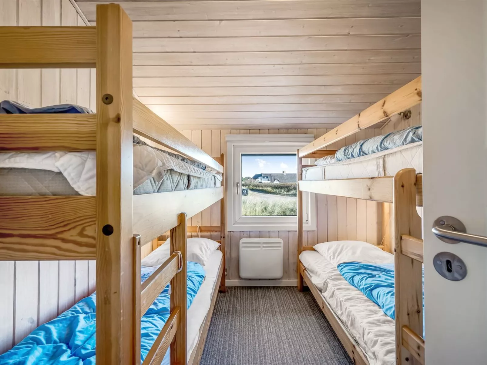 "Jaana" - 10m from the sea - Binnen