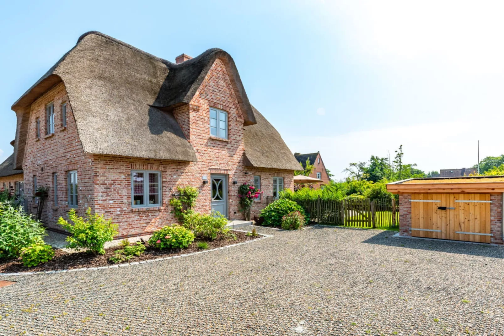 540040 - Buitenkant zomer