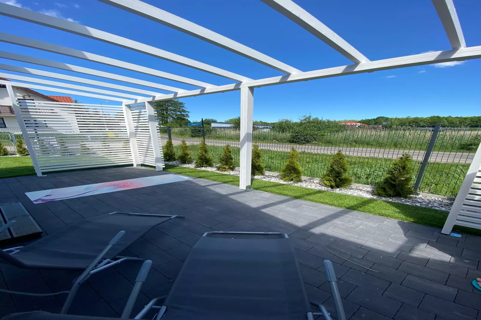 	Domki niedziela / niedziela dla max 6 osób Dąbki-Terrasbalkon