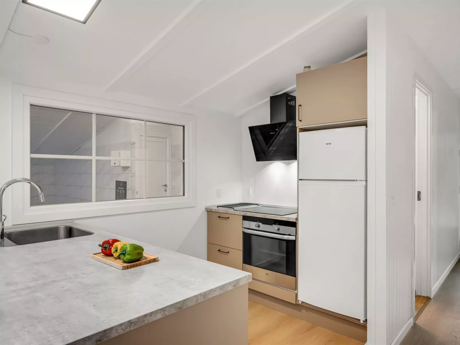 "Mena" - 10km from the sea-Binnen