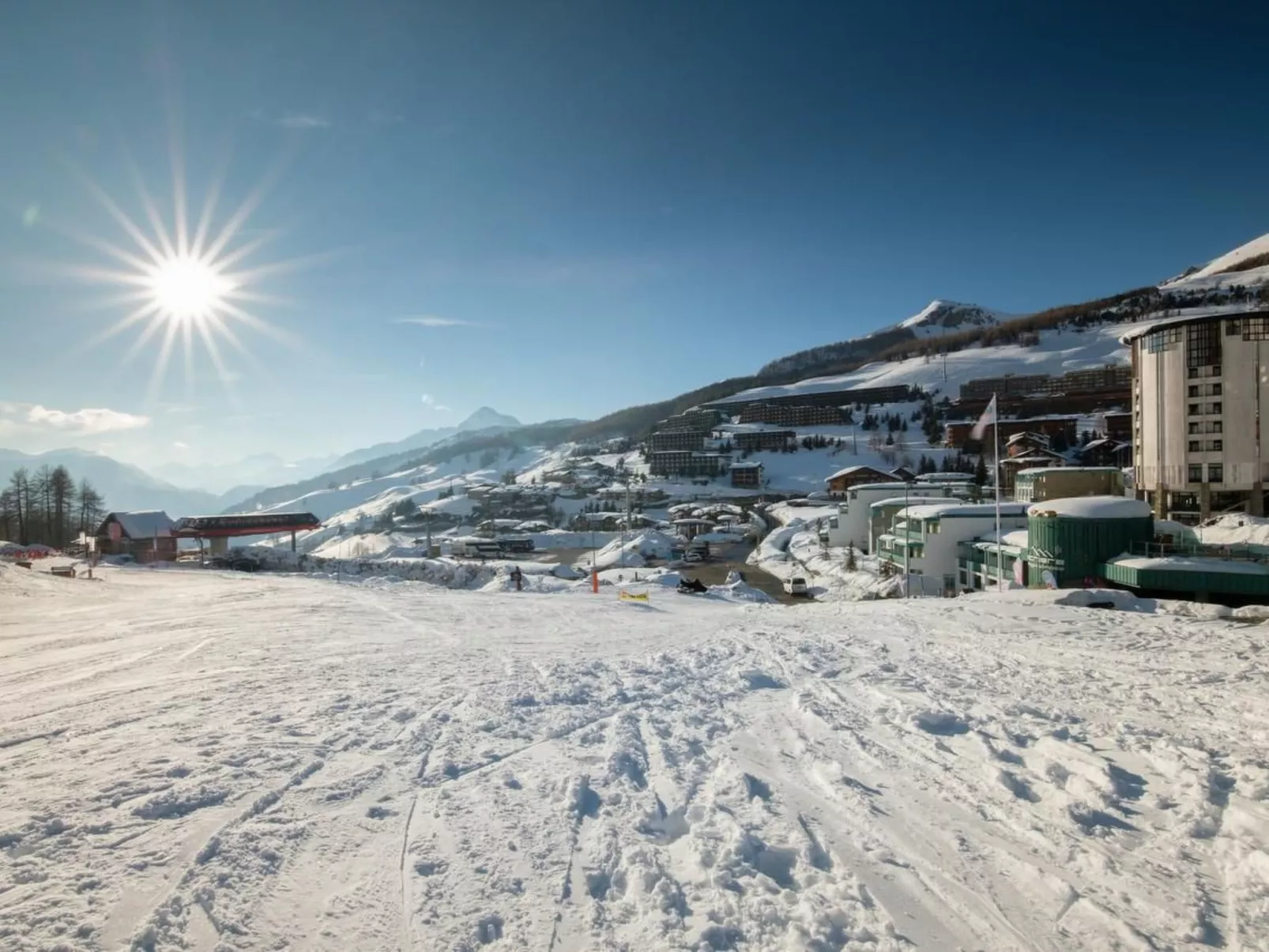 Teleo Vacanze - Olympisches Dorf Sestriere - Buiten