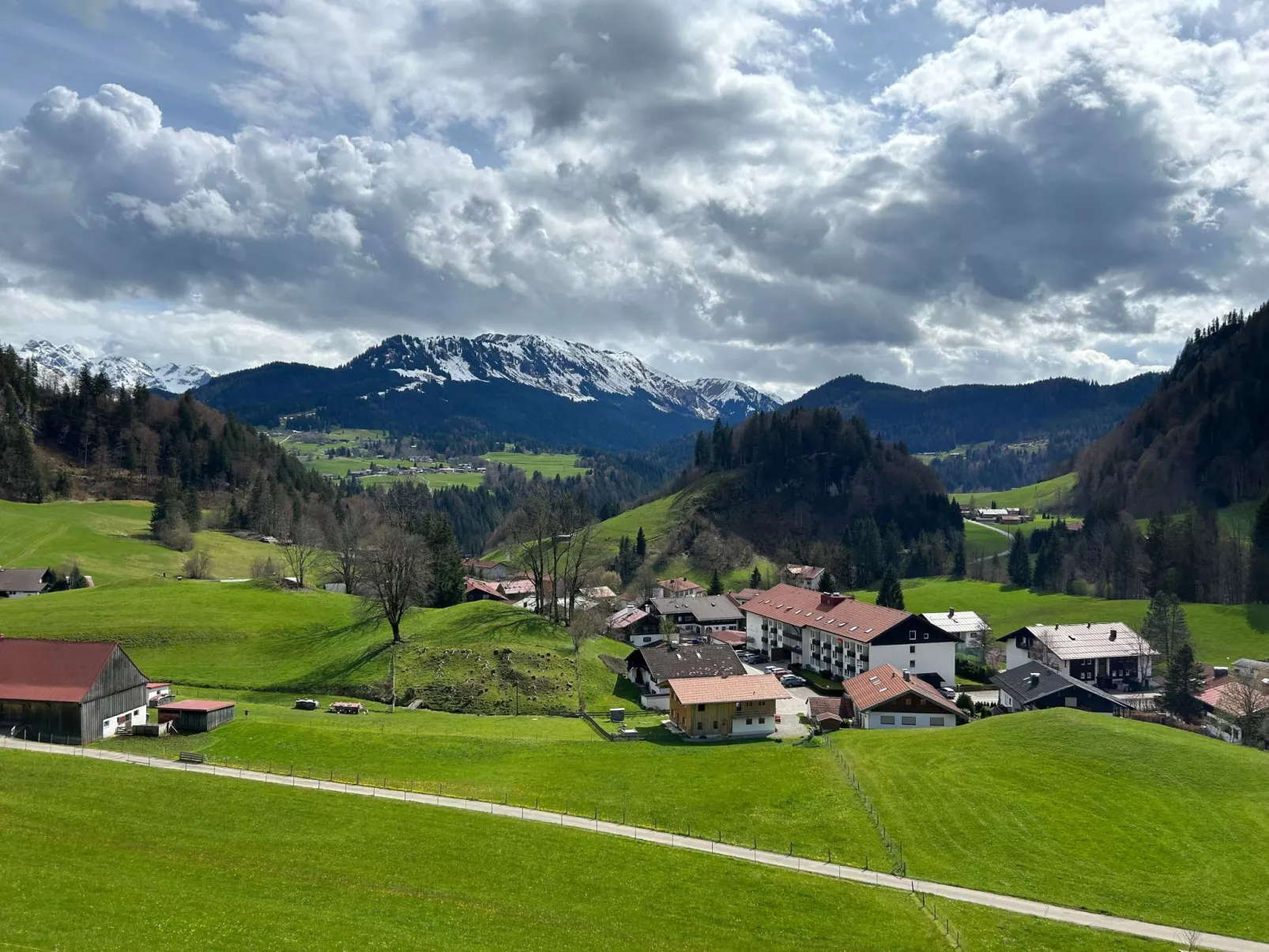 FeWO Allgäu Chalet - gemütliche Hüttenatmosphäre und Schwimmbad und Sauna im Ha - Image-tags.info