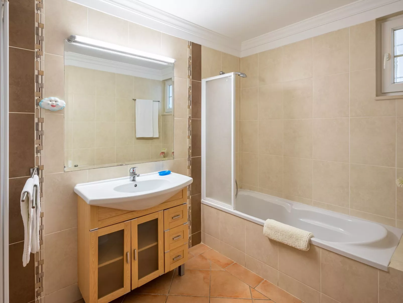 8 Schlafzimmer Villa, Pool, BBq, Strand - Image-tags.info