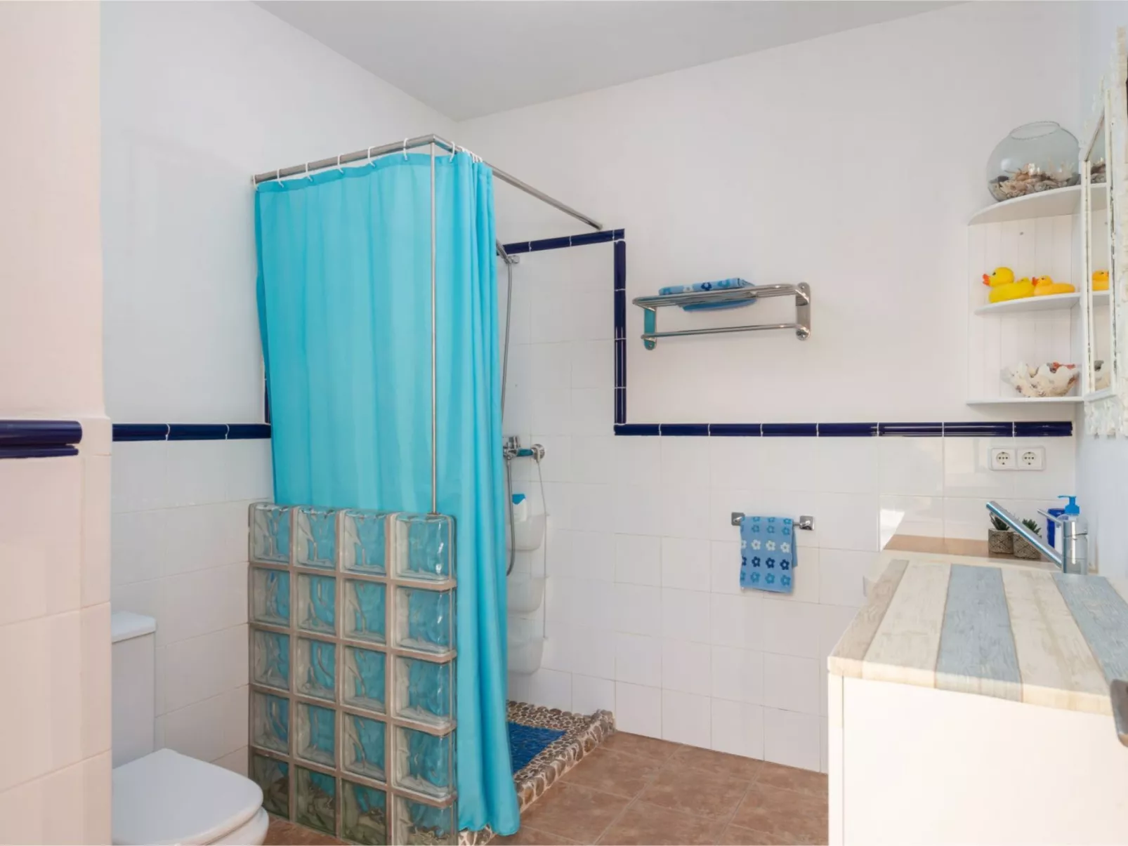 Gemütliches Stadthaus am Strand, 100 m vom Strand von Can Picafort entfernt - Image-tags.info