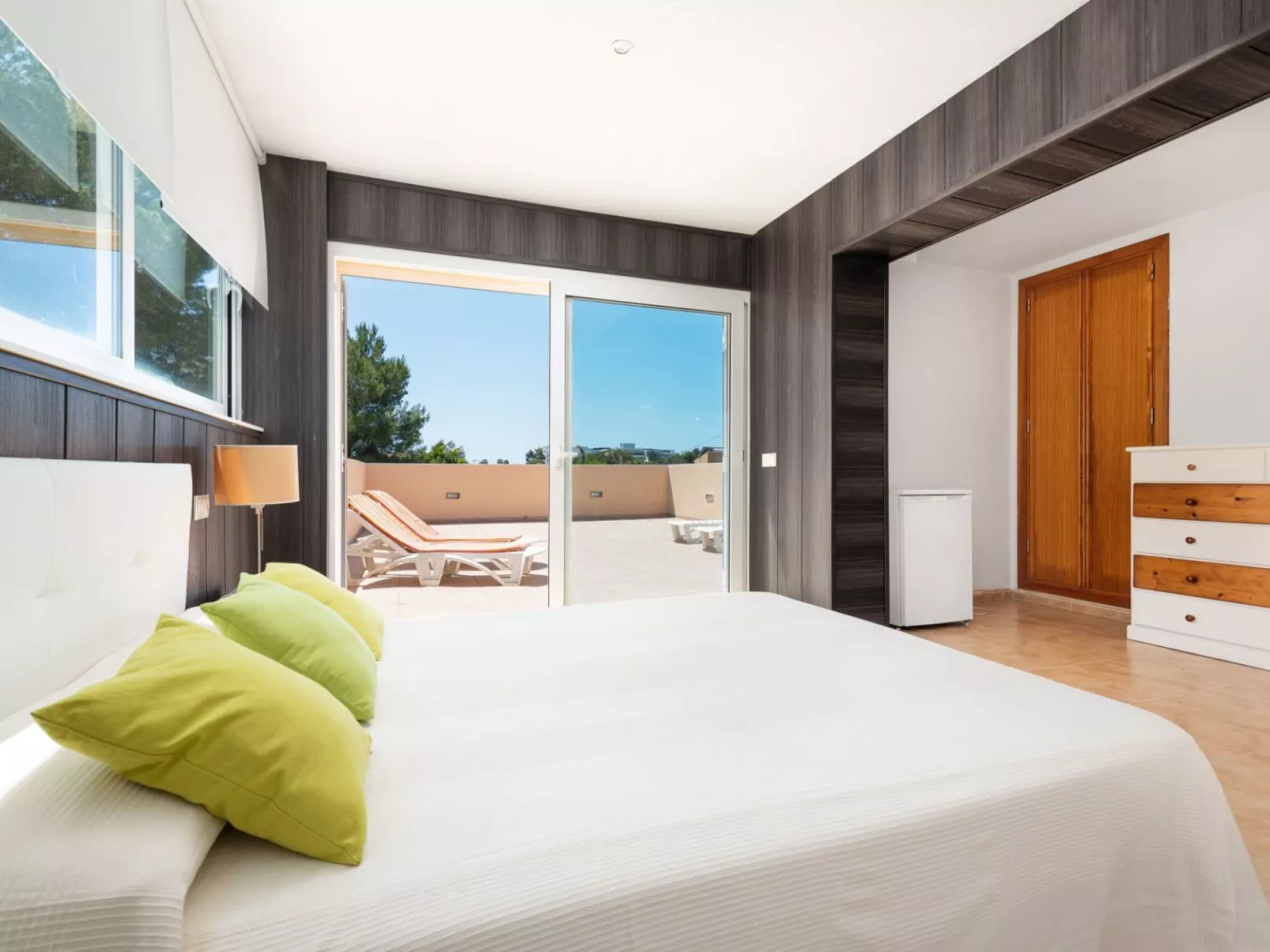 Haus mit Garten und Seeblick in Port d'Alcúdia - Image-tags.info