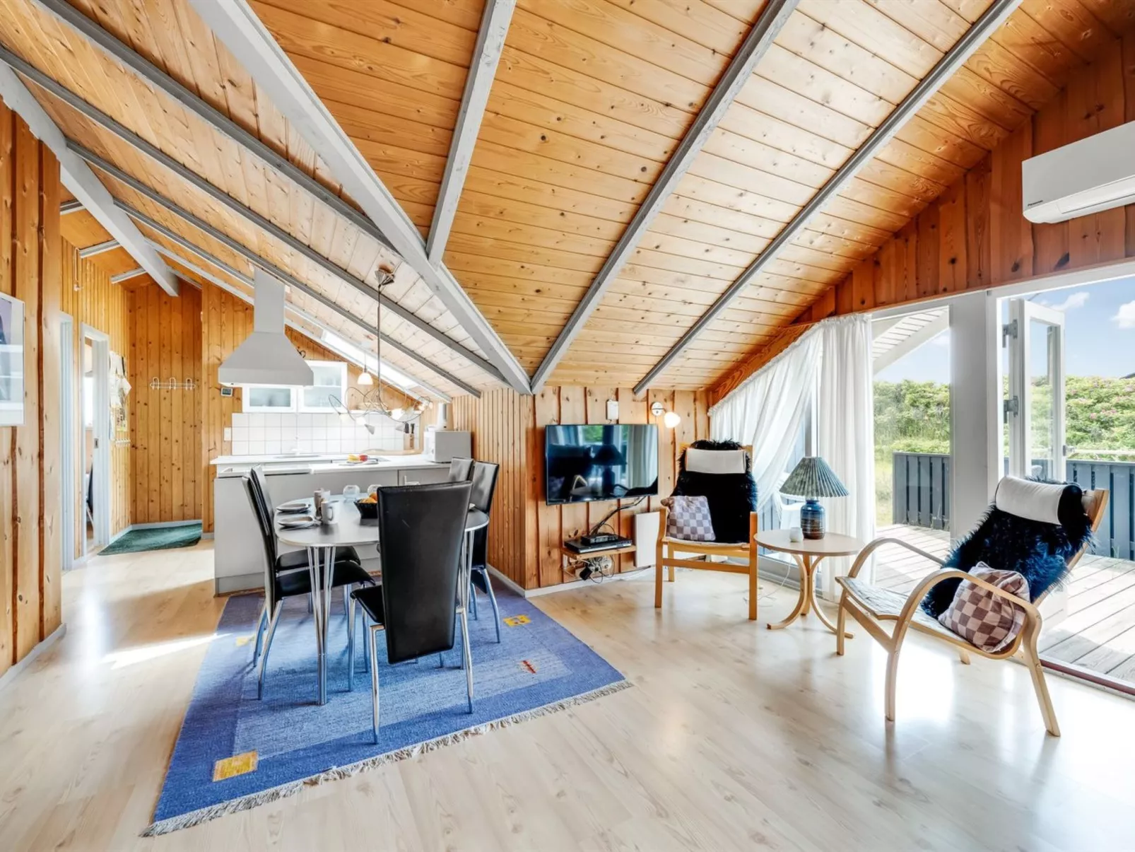 "Kadife" - 100m from the sea - Binnen