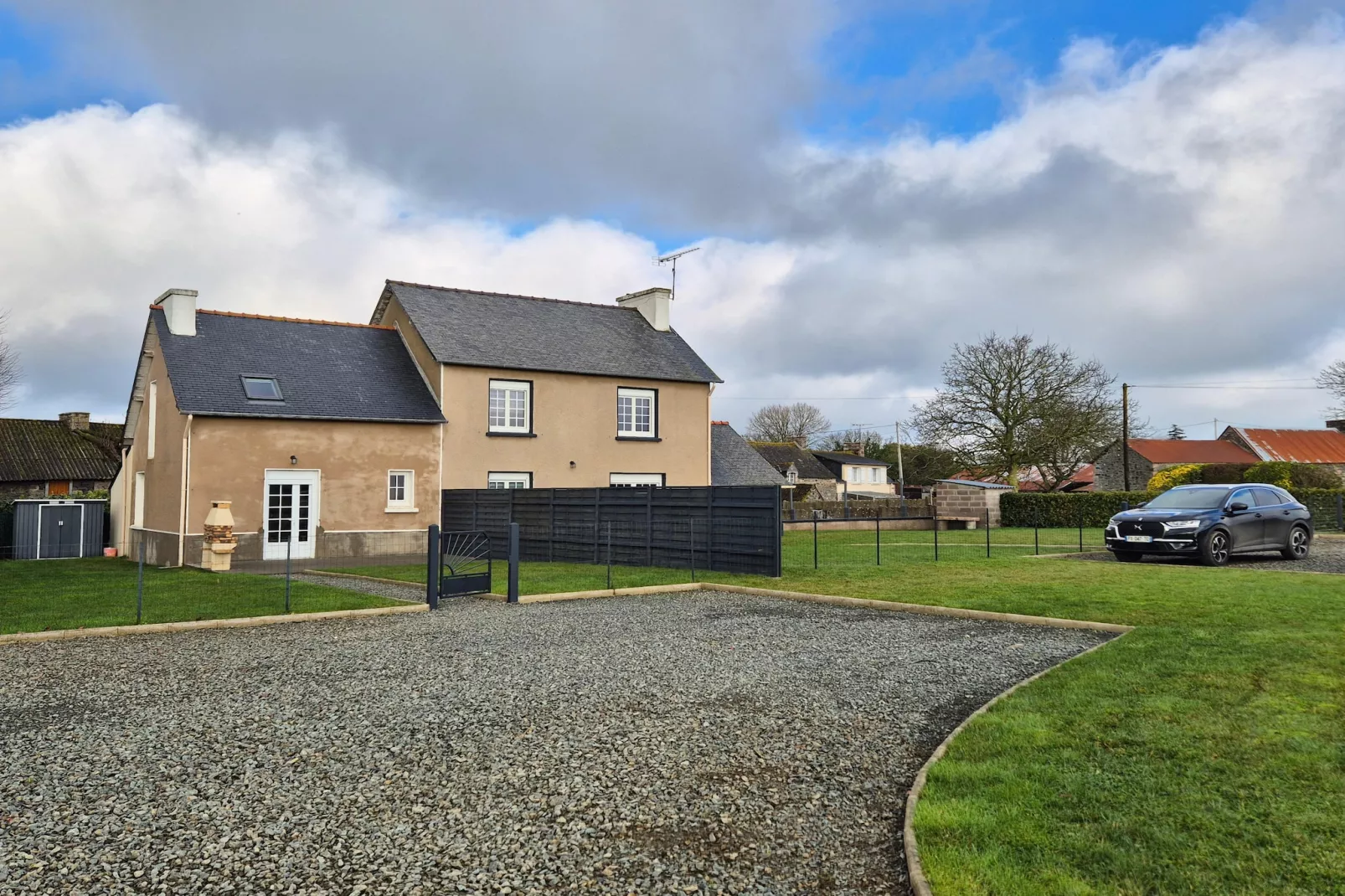 Gîte "Louis" à Plurien - Buitenkant zomer