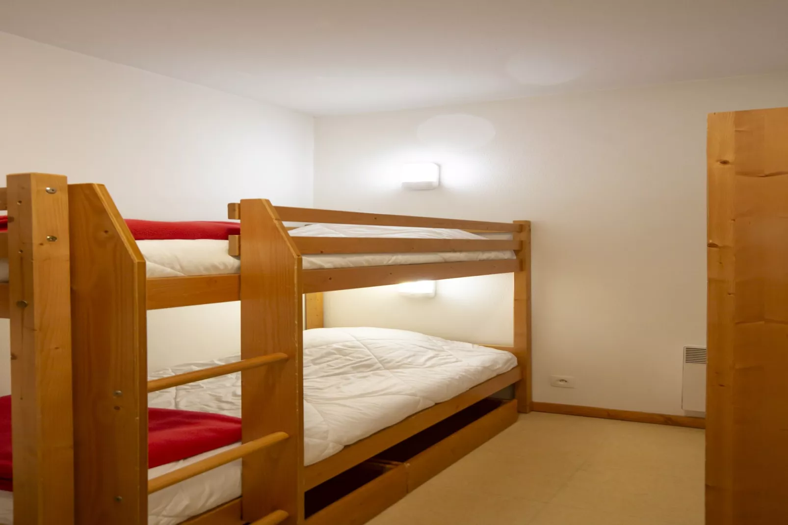 Balcons B 015 - PARC NAT. VANOISE appart. 6 pers. - Image-tags.childrenroom