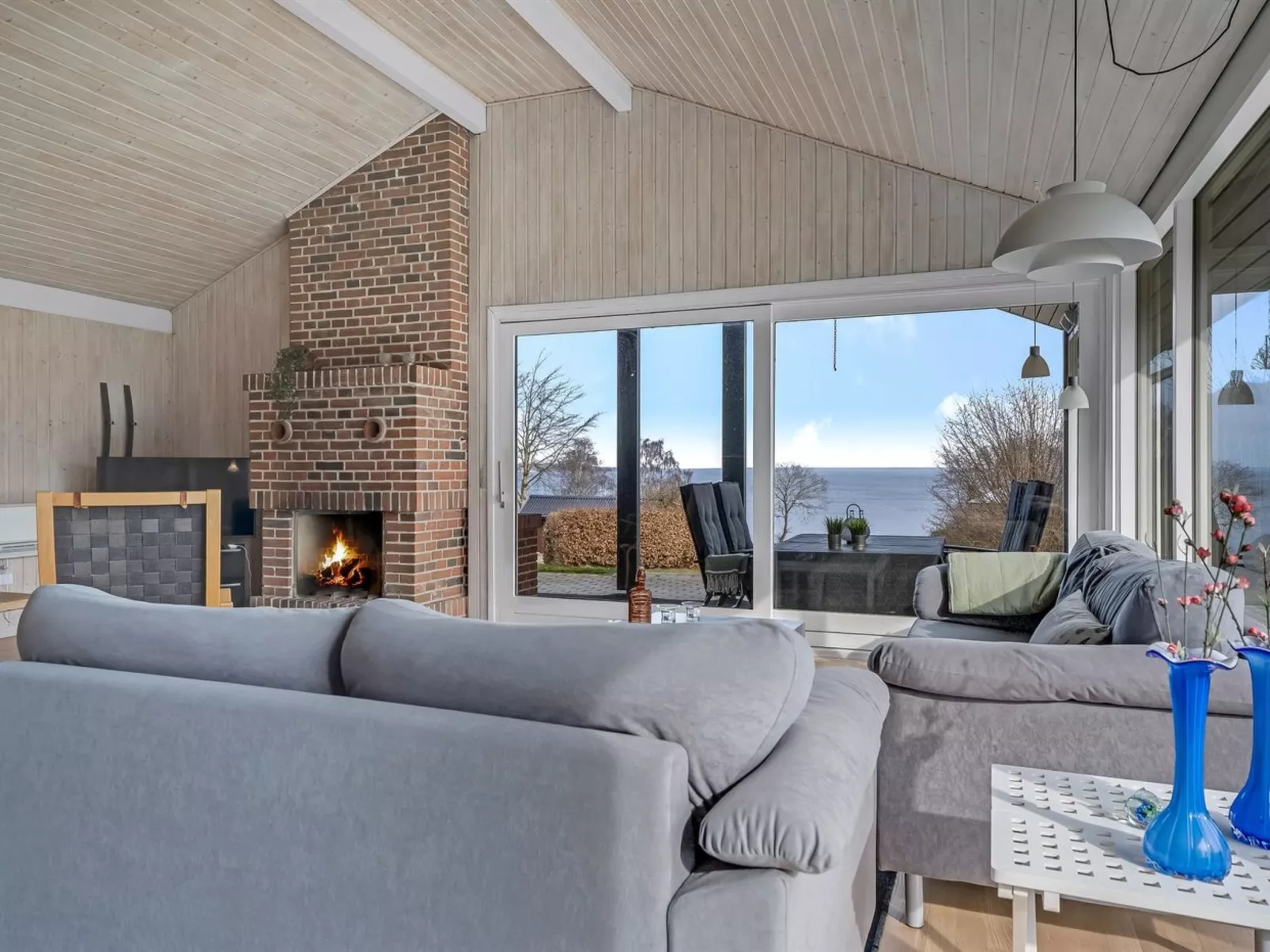 "Tosti" - 180m to the fjord-Binnen