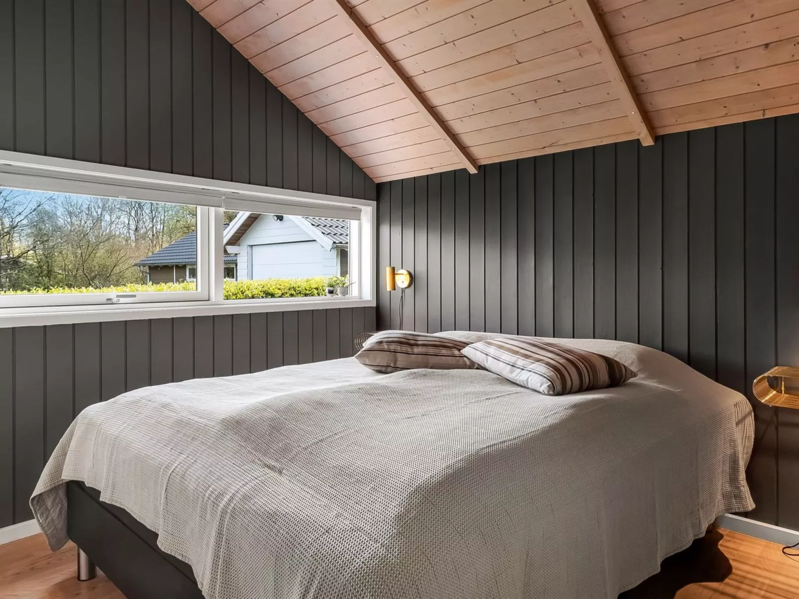 "Truels" - 30km from the sea-Binnen