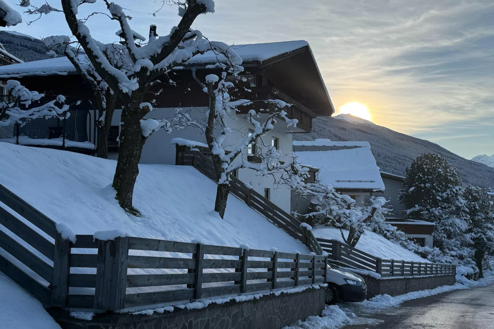 Alpenchalet Berggold-Tuin winter