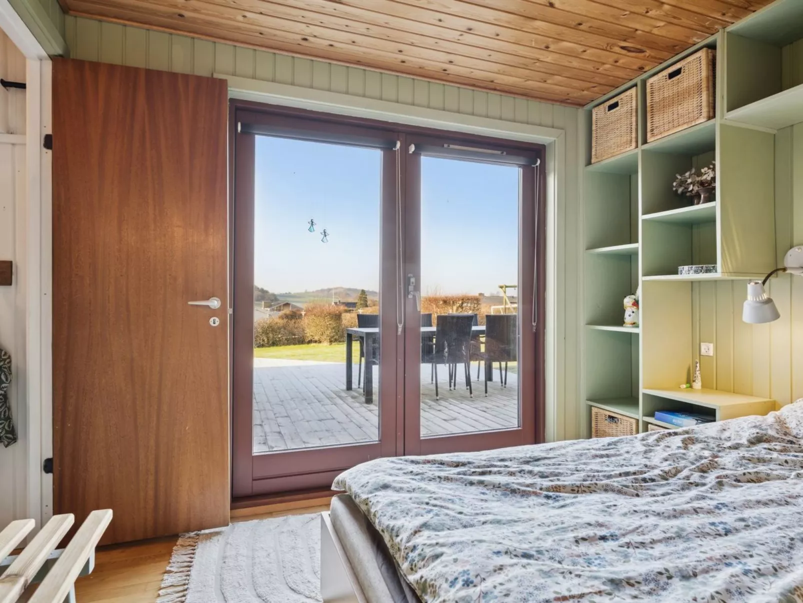 "Joseph" - 500m from the sea-Binnen