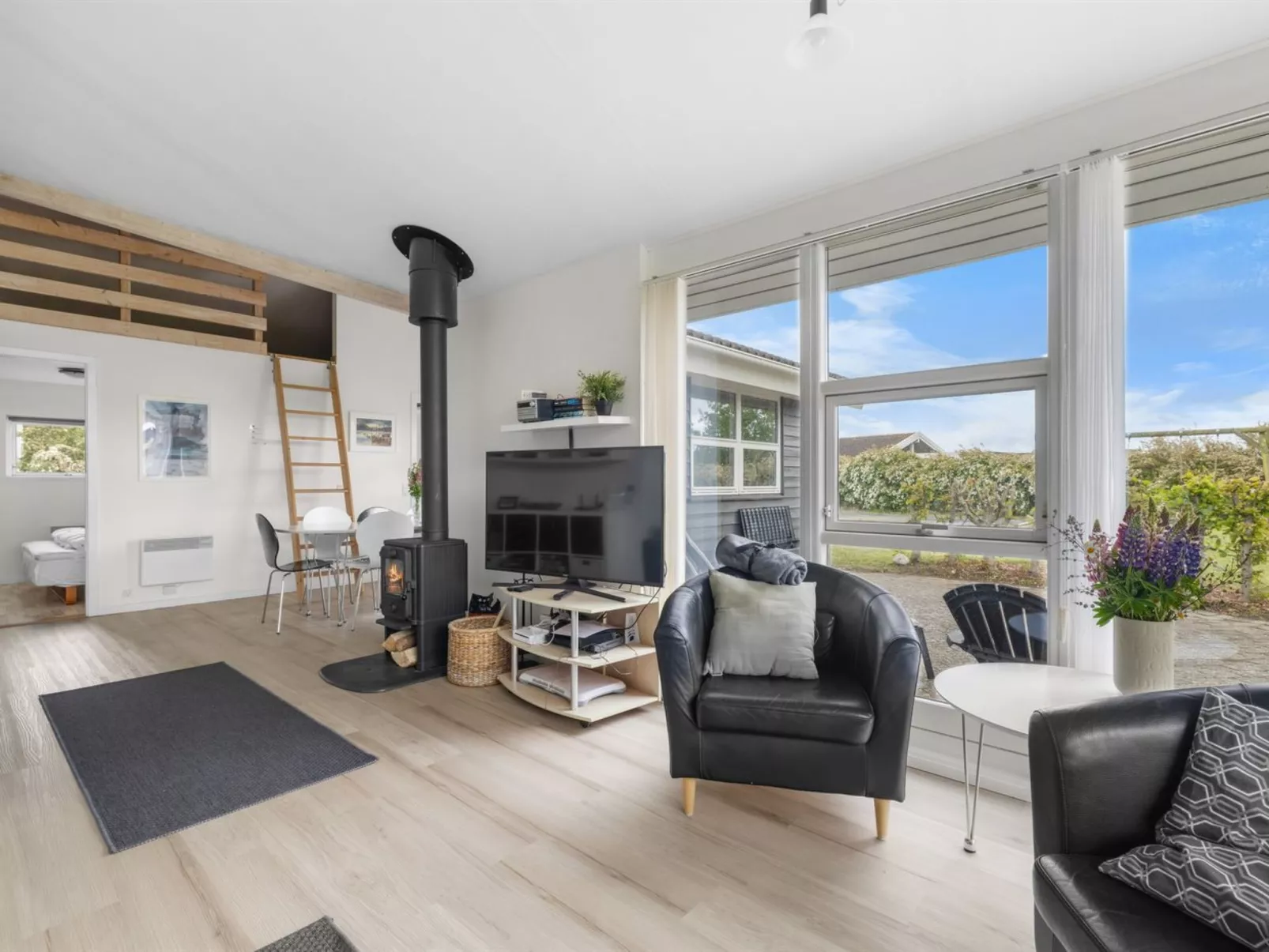 "Moa" - 350m from the sea-Binnen