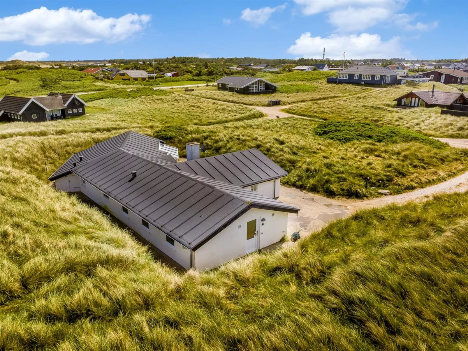 "Nimrod" - 70m from the sea-Buiten
