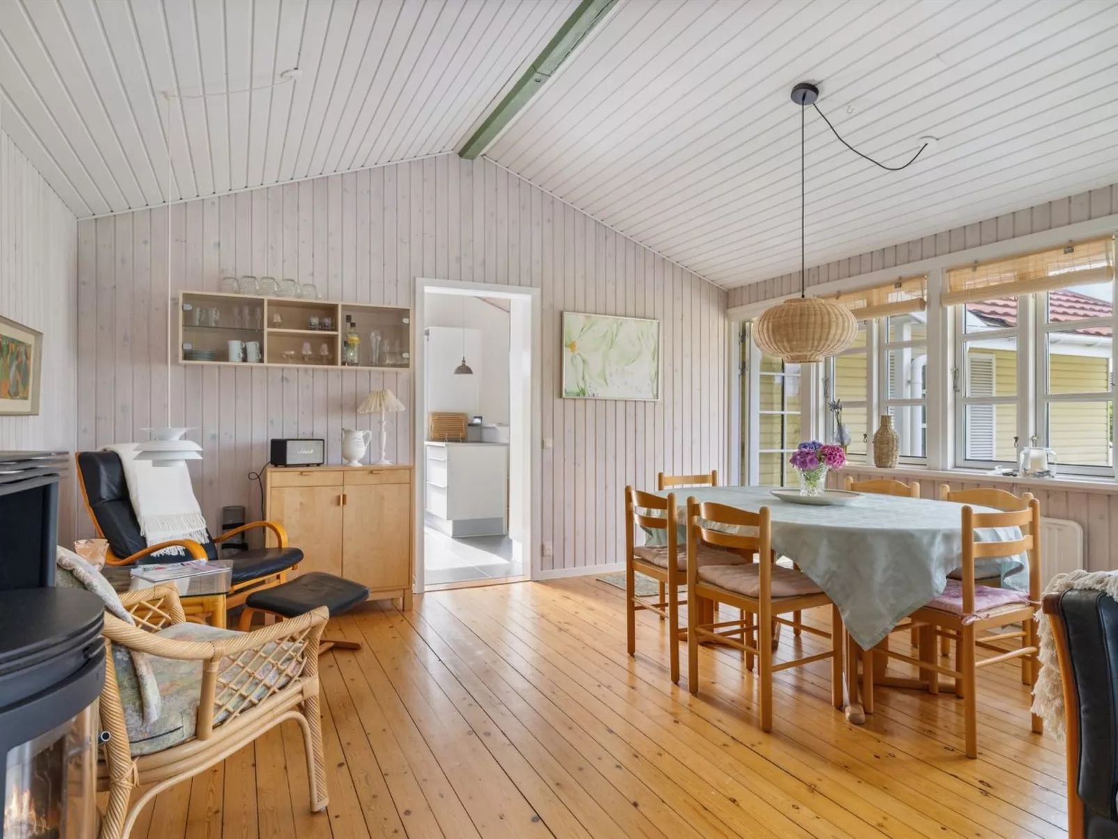 "Lenya" - 60m from the sea - Binnen