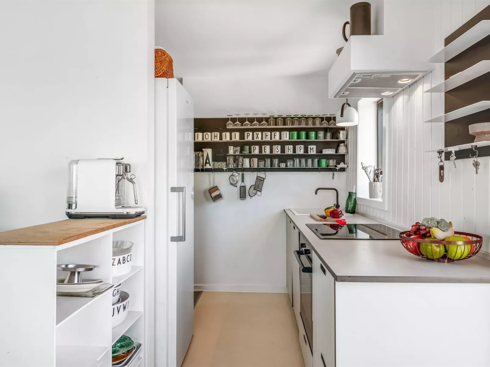 "Sointu" - 300m from the sea - Binnen