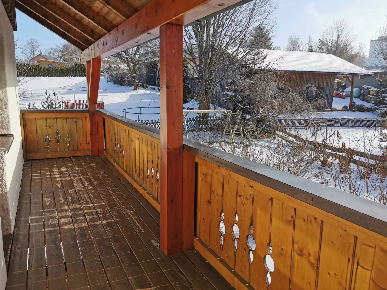 Mit komplett eingerichteter Küchenzeile im Wohnraum - Image-tags.info