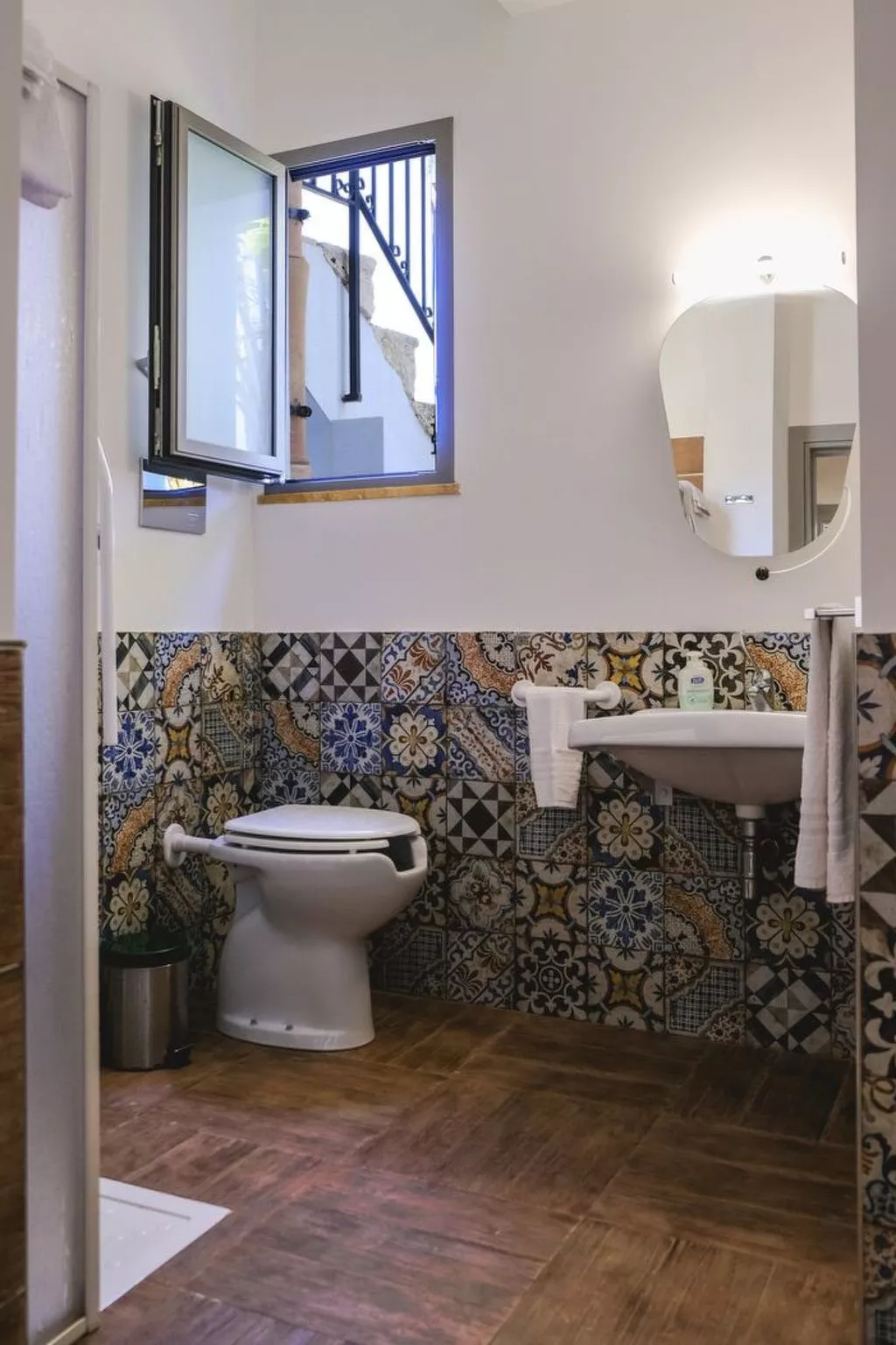 Wohnung Glicine mit Schwimmbad und Meerblick - Image-tags.info