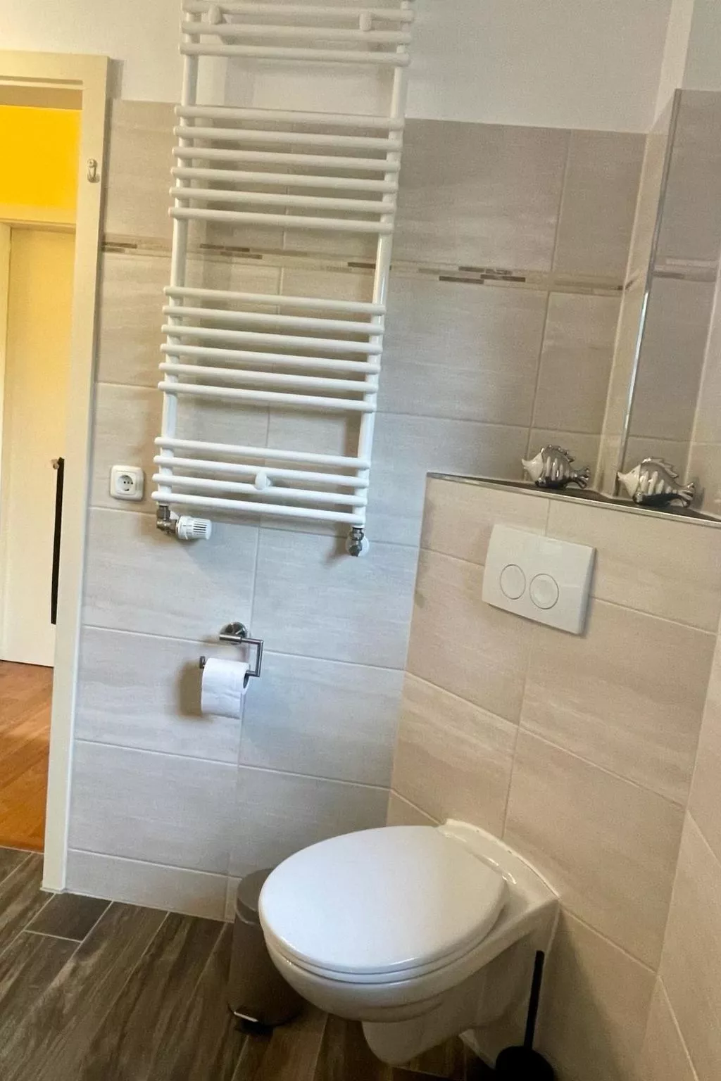 In Wischuer mit Terrasse, Grill und Garten - Image-tags.info