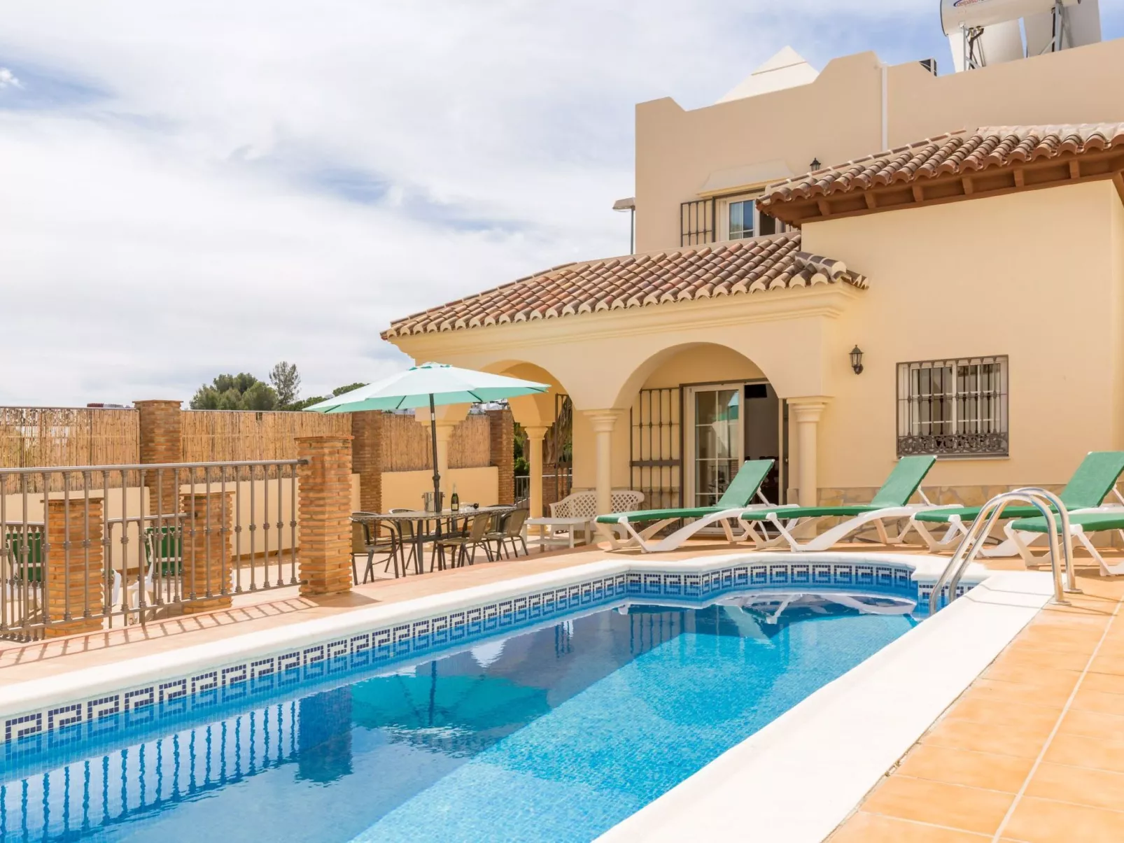 Villa Oliva Nerja - privater Pool - Image-tags.info