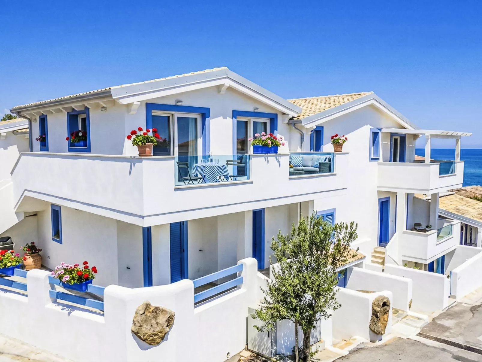 Nereide Blu - Buiten