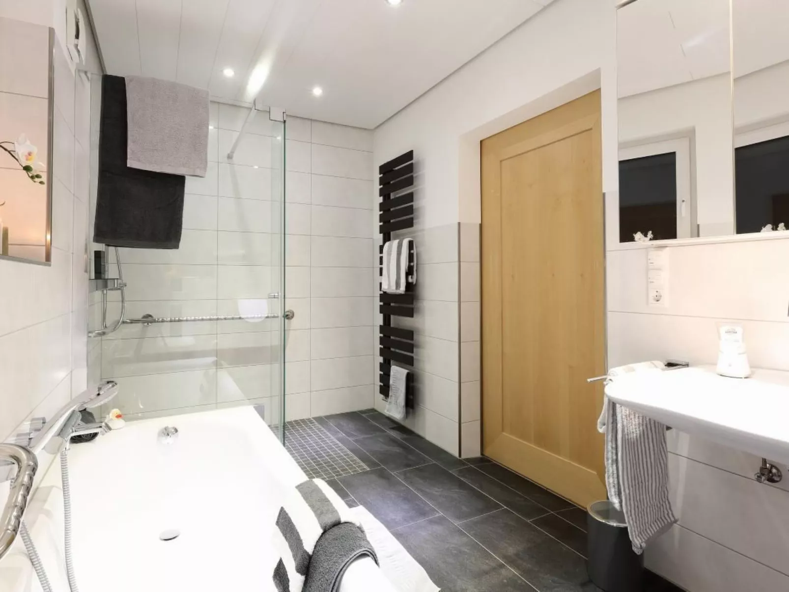 Appartement in Mastershausen mit Terrasse, Garten und Grill - Image-tags.info