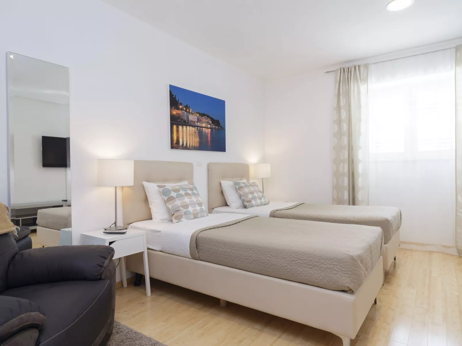 Ruhige Ferienwohnung mit Veranda und Garten - Image-tags.info