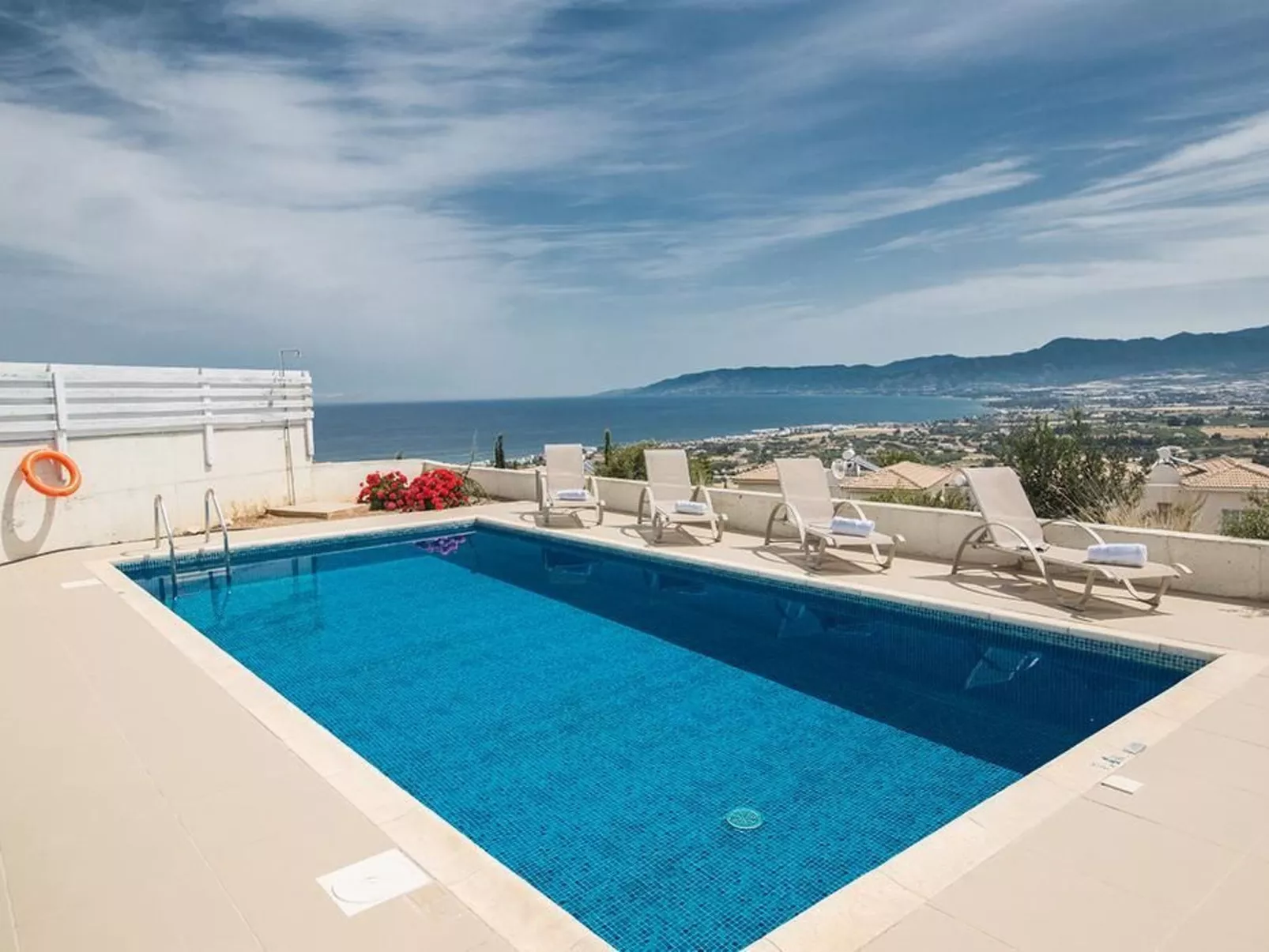 Latchi Ferienvilla EV20 - Image-tags.info